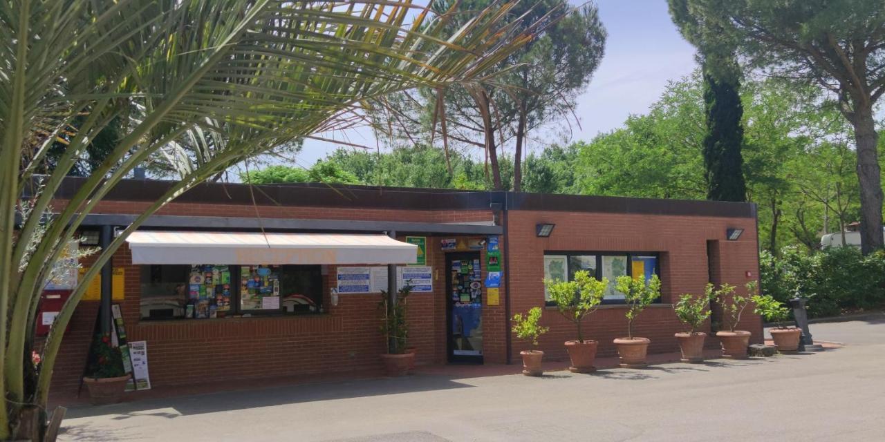Small Camp Il Poggetto Troghi Zewnętrze zdjęcie